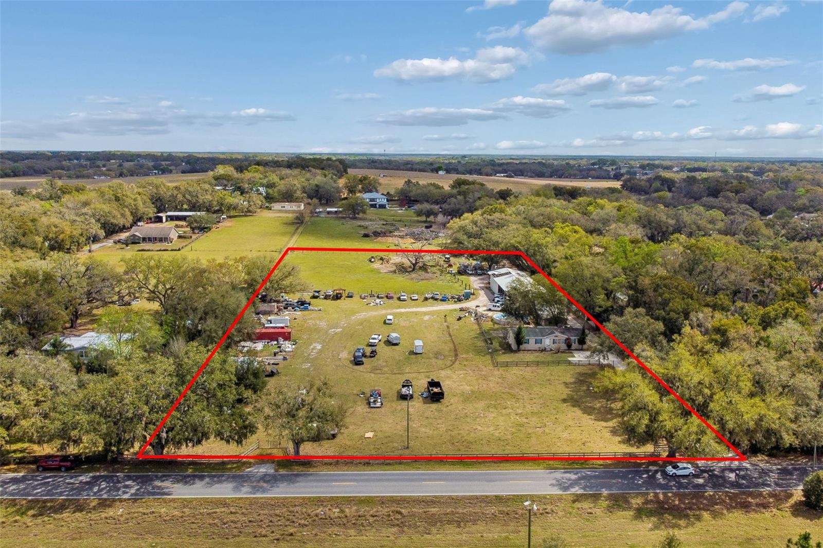 8236 Wire Rd, Zephyrhills