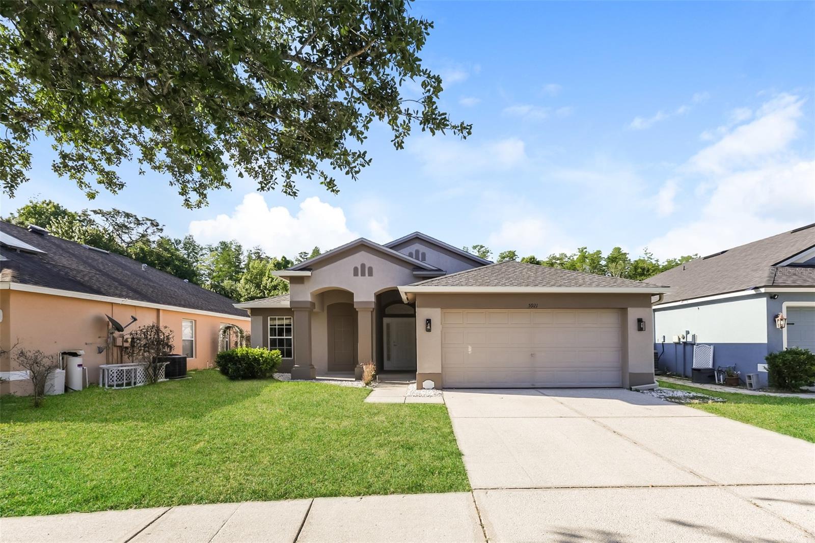5921 War Admiral Dr, Wesley Chapel
