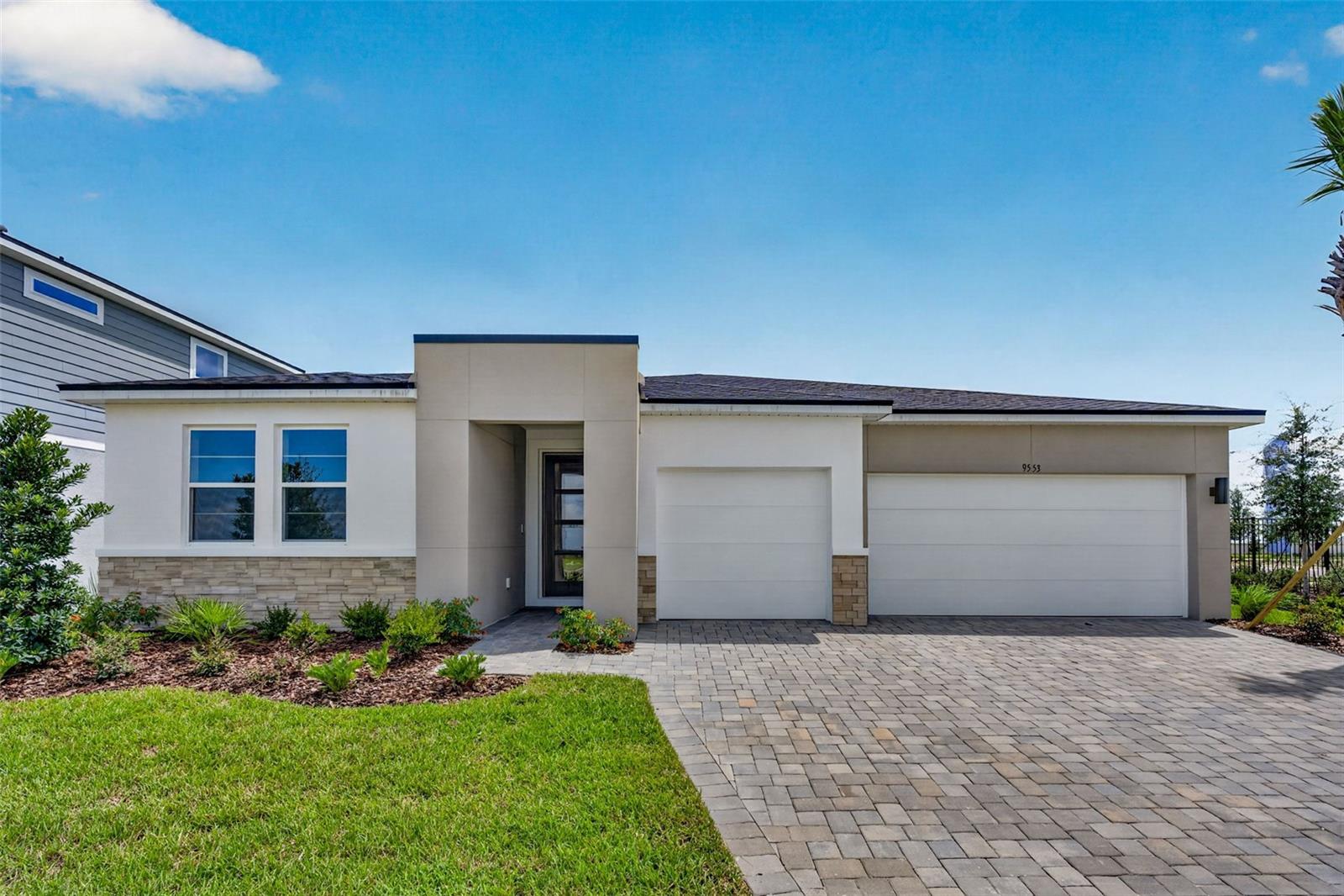 9553 Natural Oak Pt, Dade City