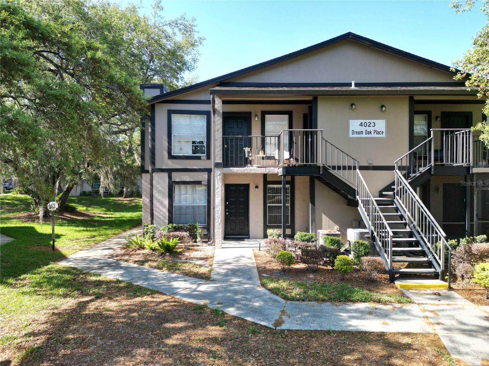 4023 Dream Oak Pl #104, Tampa