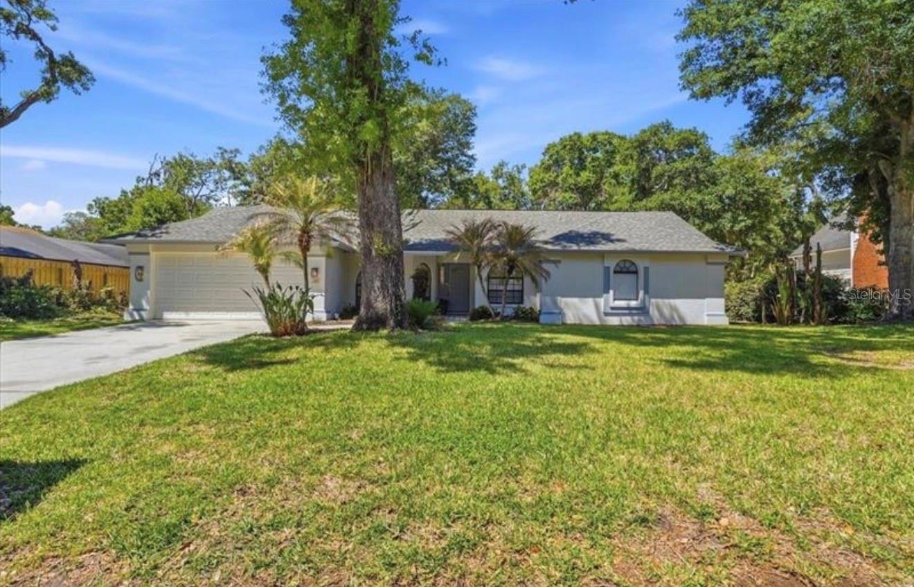 2800 Hammock Dr, Plant City