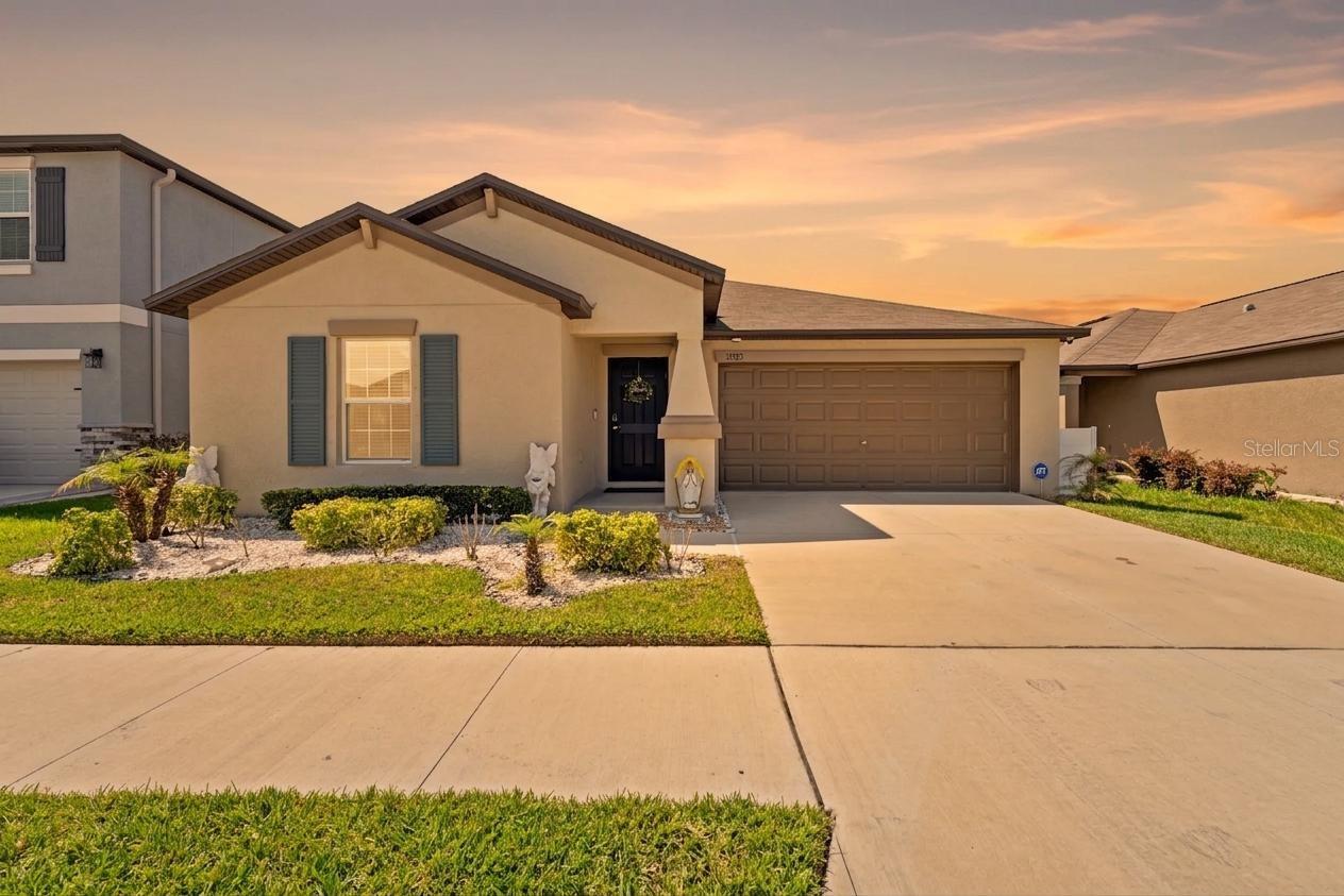 13383 Great Plains Dr, Riverview