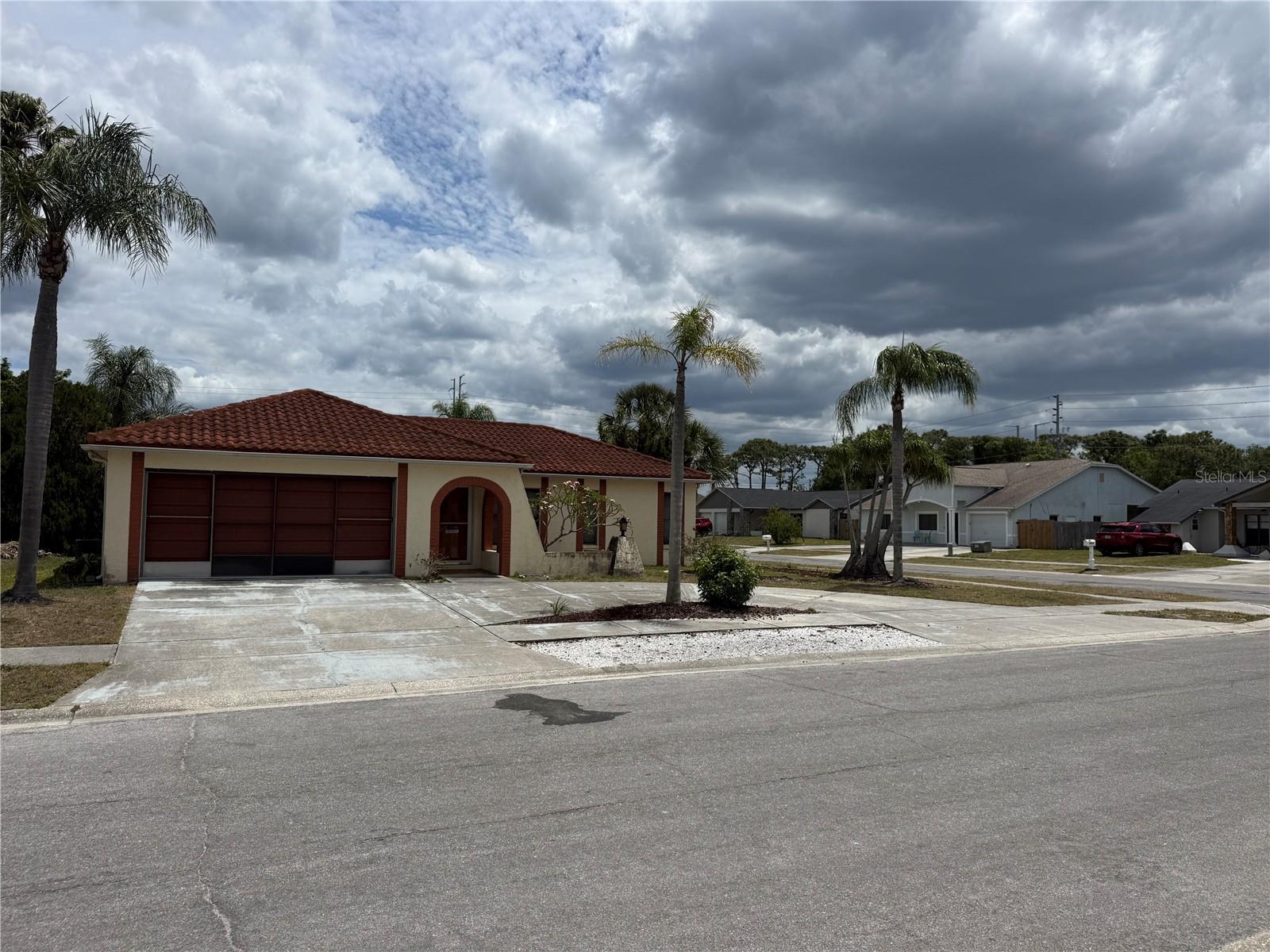 1016 Fuchsia Dr, Holiday