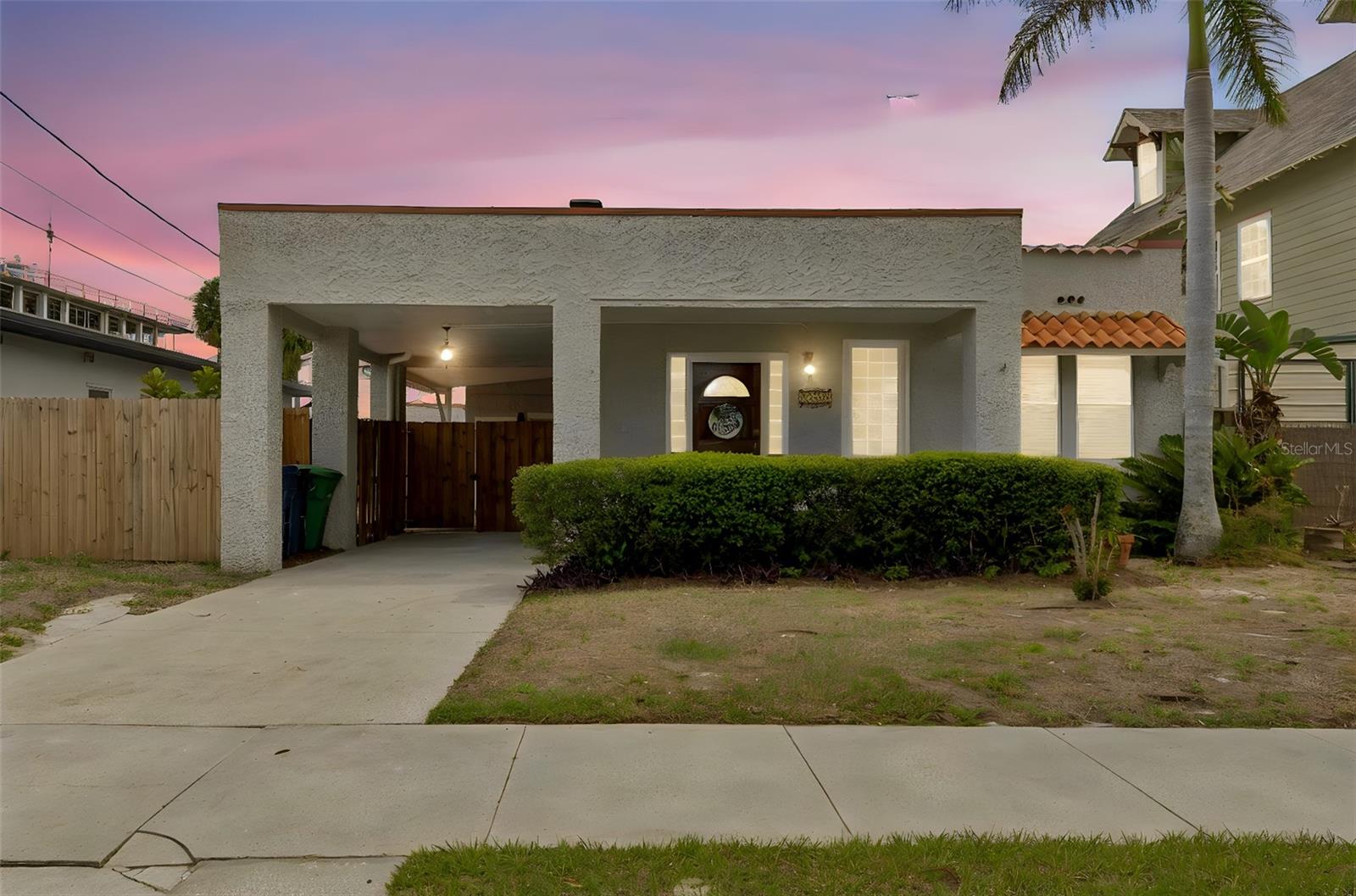 2502 W North A St, Tampa