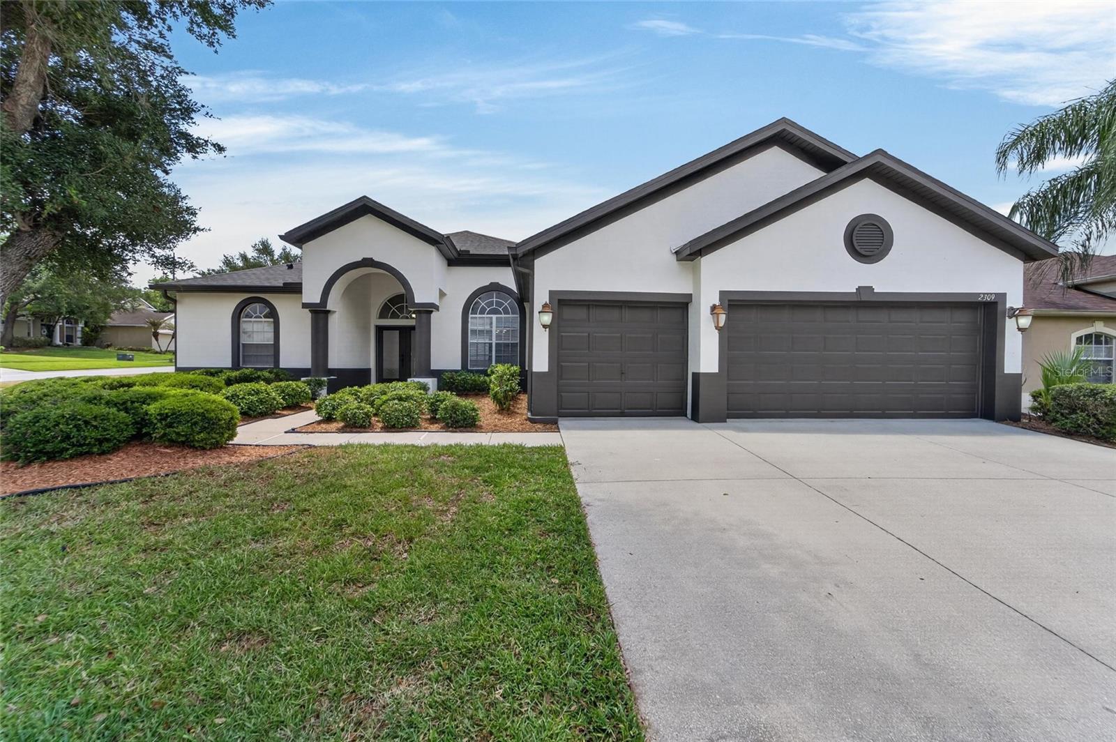 2309 Silver Trumpet Ct, Valrico