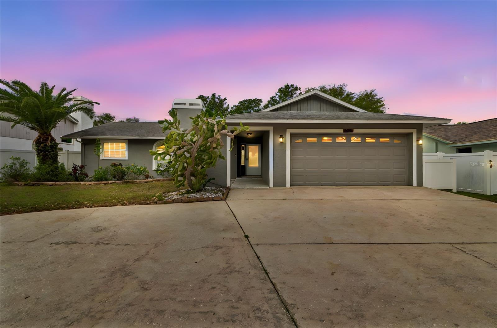2554 Rolling Oaks Dr, Palm Harbor