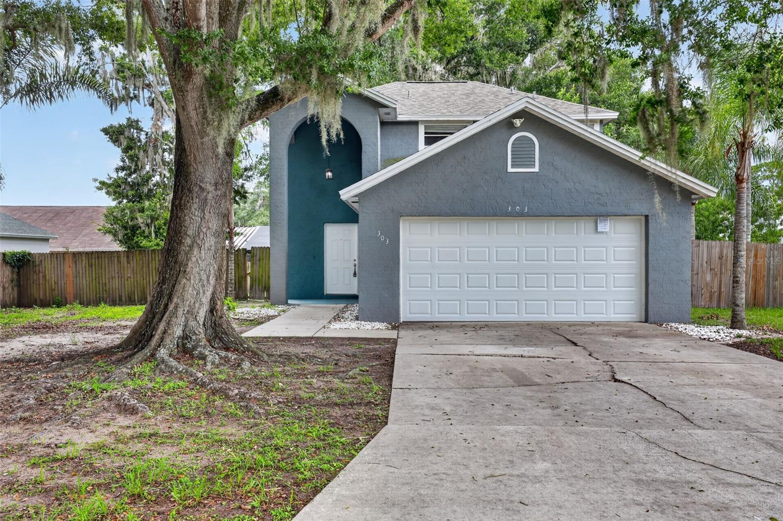 303 Sugar Creek Dr, Plant City
