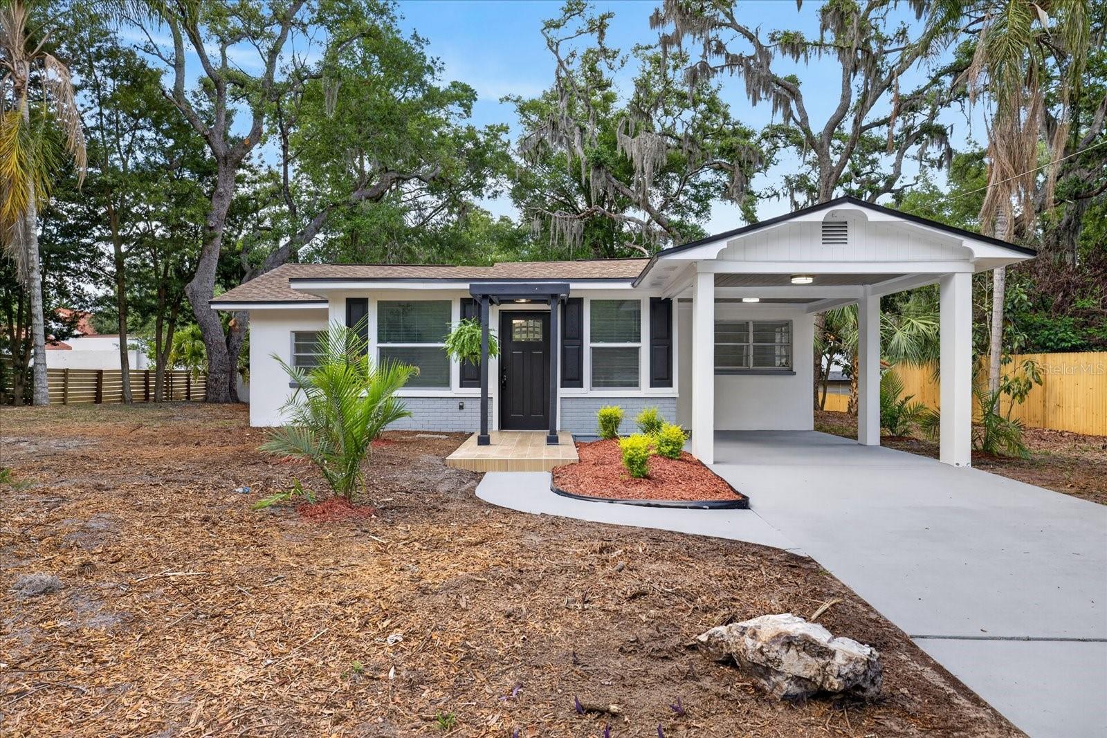 7806 E 114th Ave, Tampa