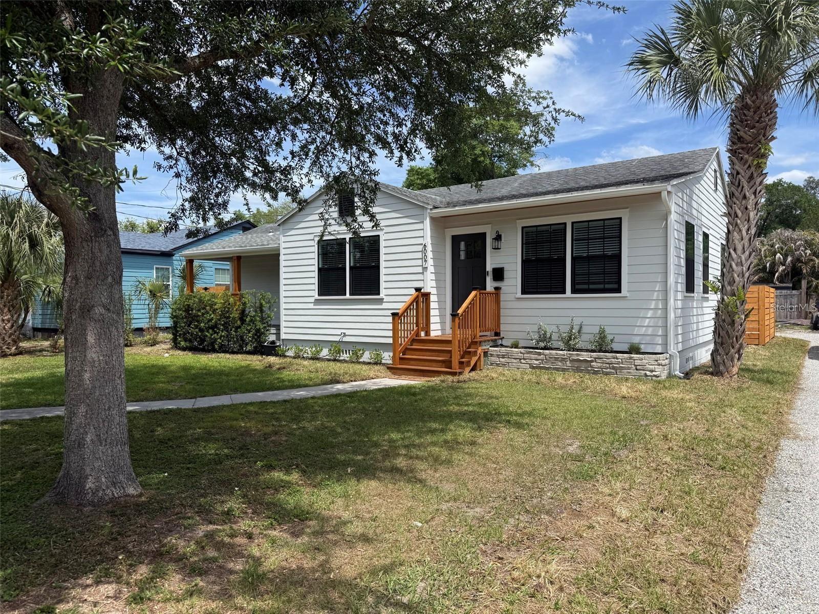 6007 N Central Ave, Tampa