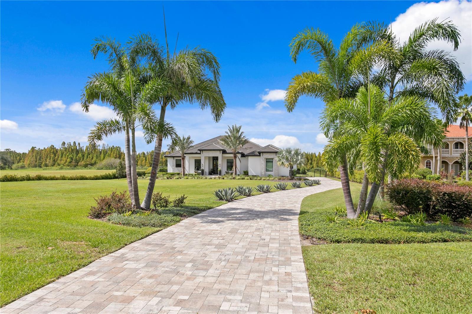 10521 Broadland Pass, Thonotosassa