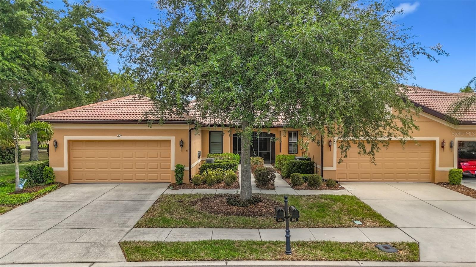 206 Shell Falls Dr, Apollo Beach