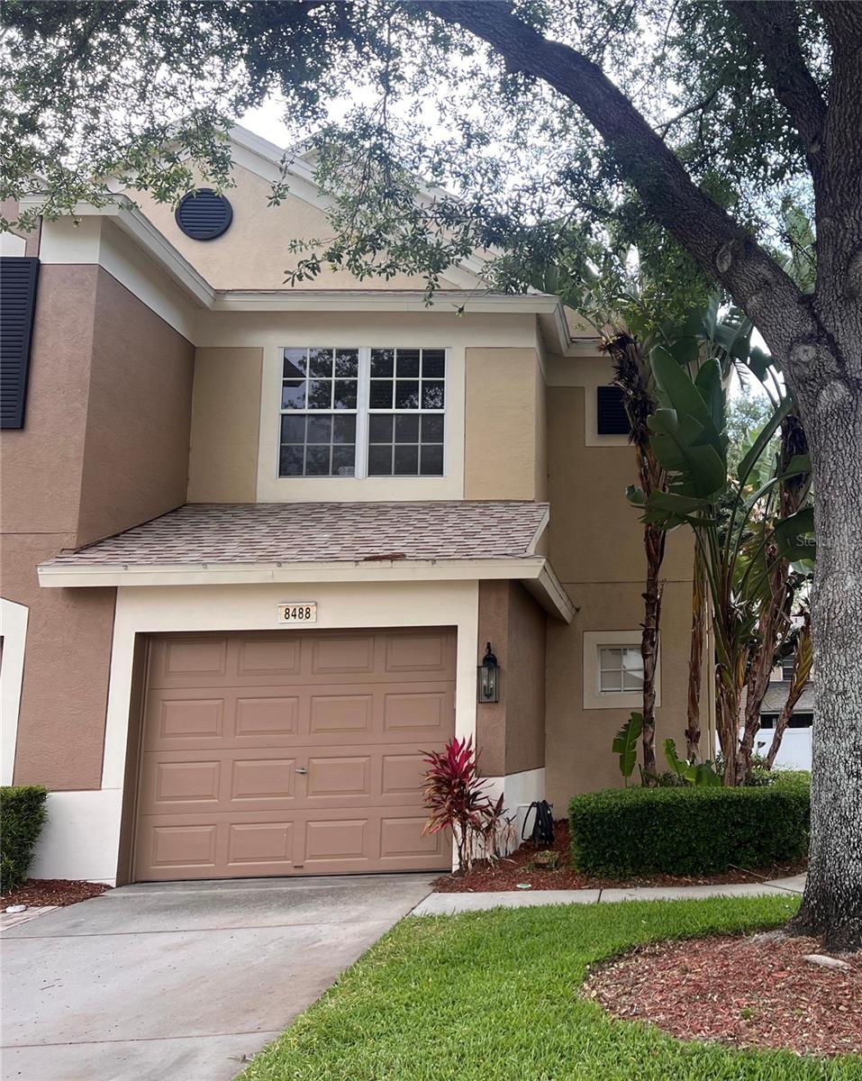 8488 Sandy Beach St, Tampa