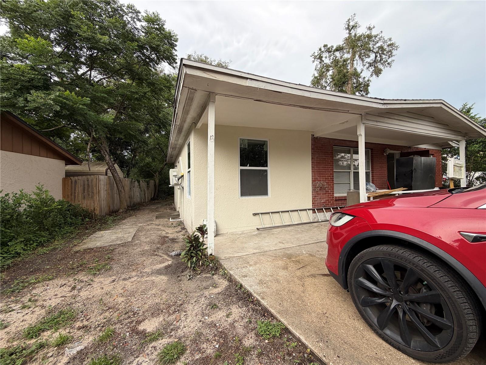 11707 North Dr, Tampa