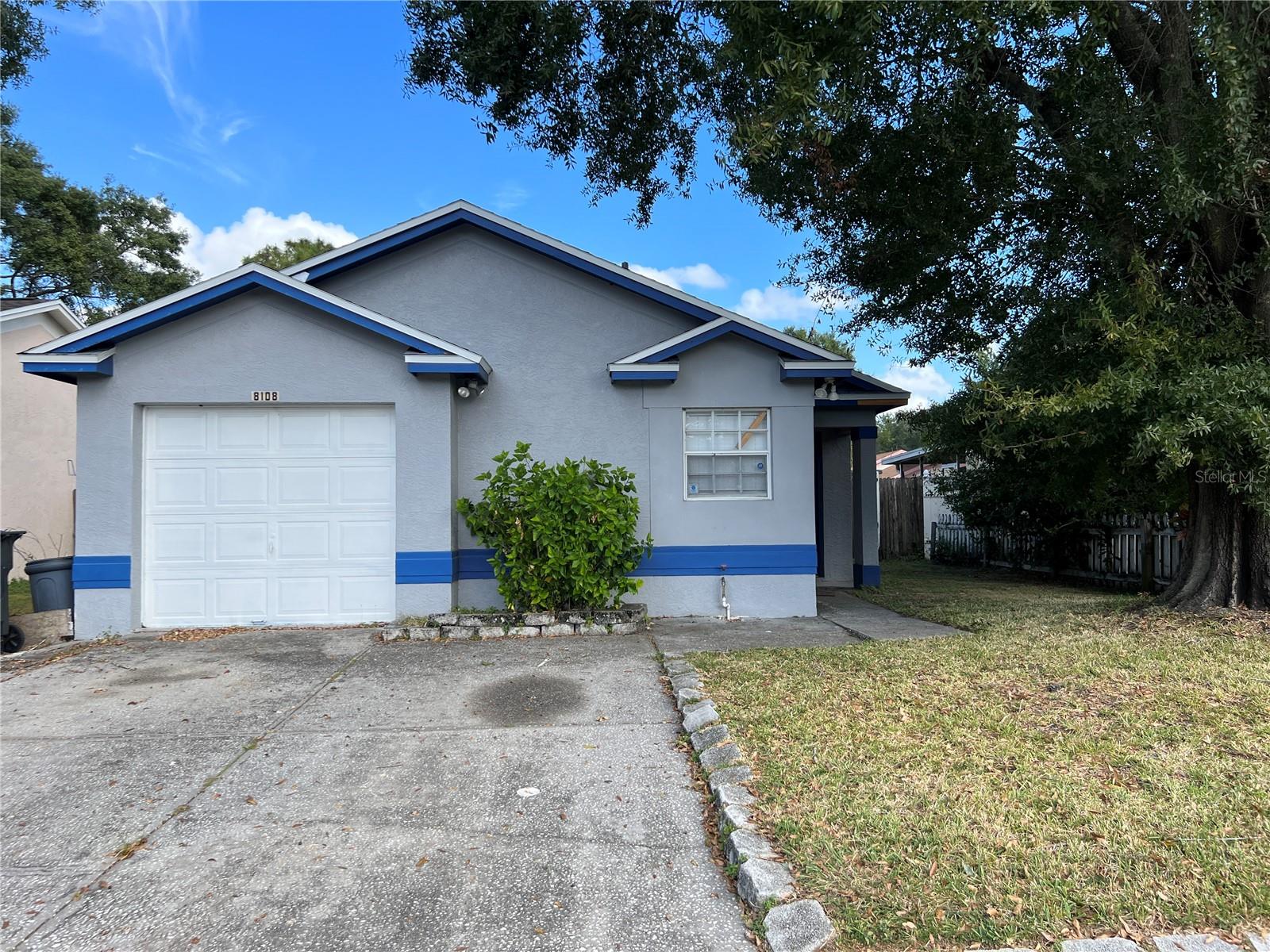 8108 Tom Sawyer Dr, Tampa