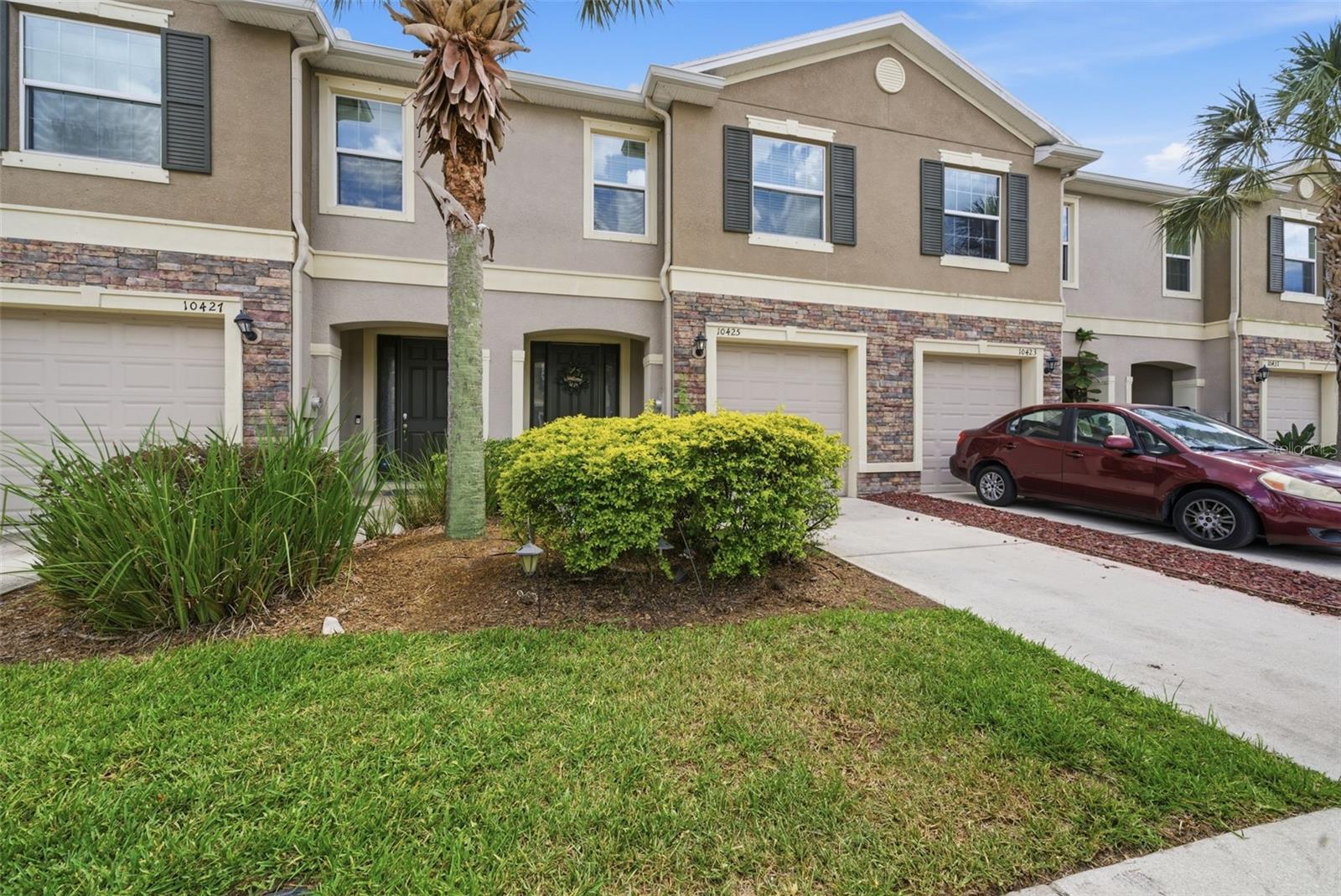 10425 Red Carpet Ct, Riverview