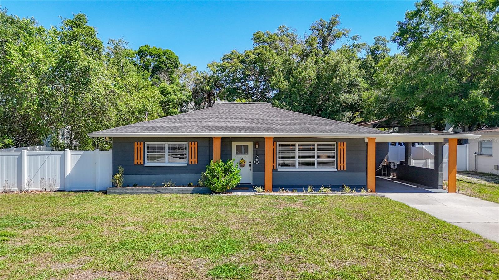 135 Connie Ave, Tampa