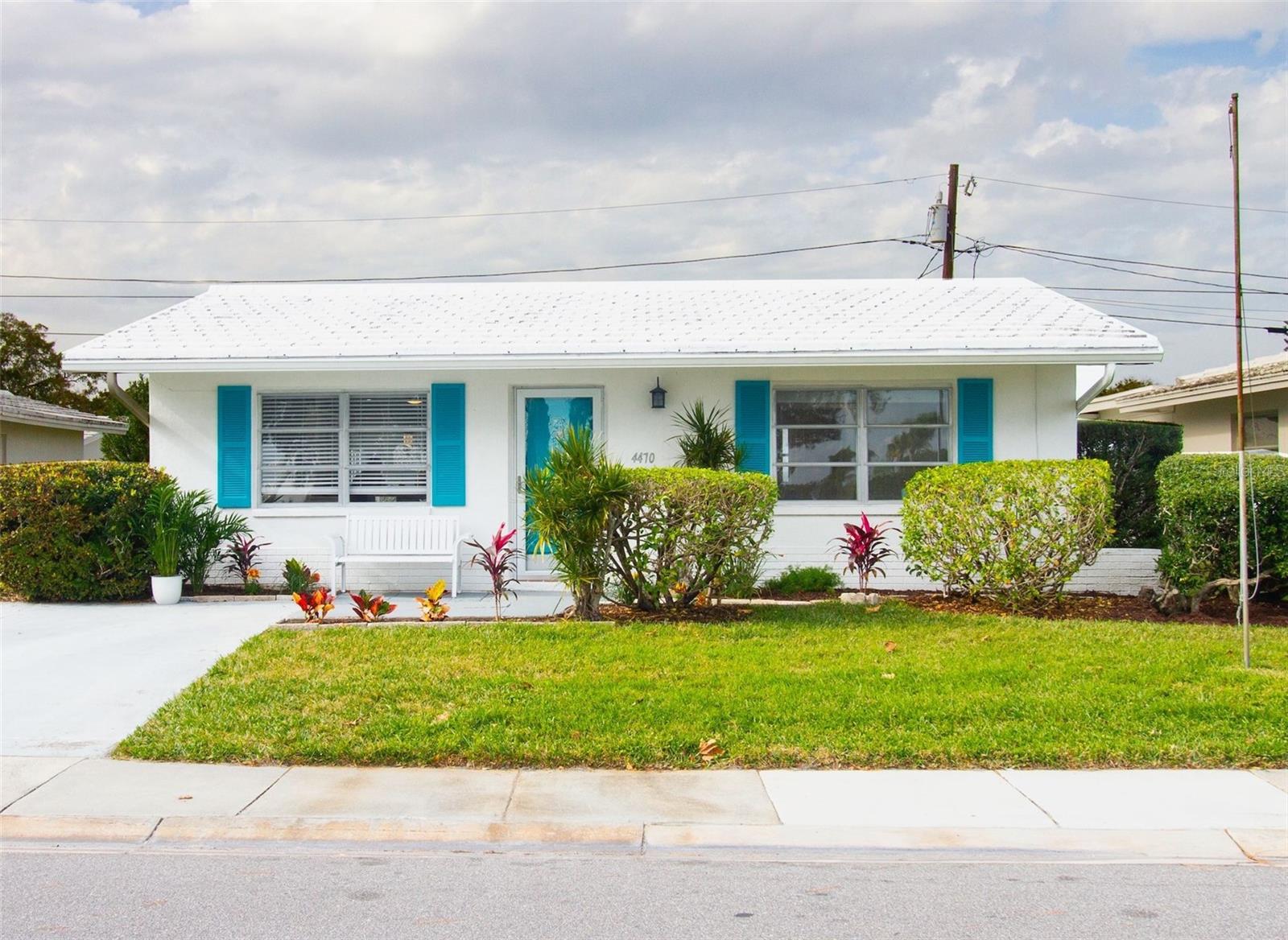 4470 Mainlands Blvd W, Pinellas Park