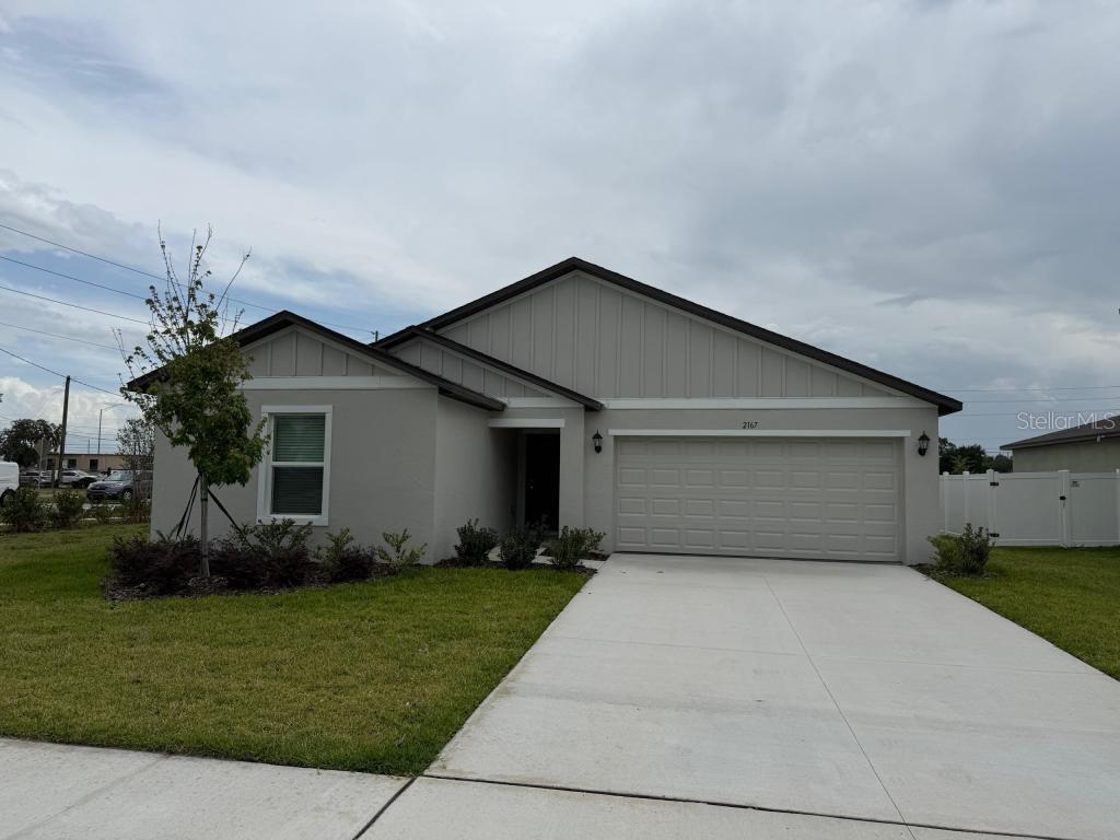 2167 Lone Oak Ln, Lakeland