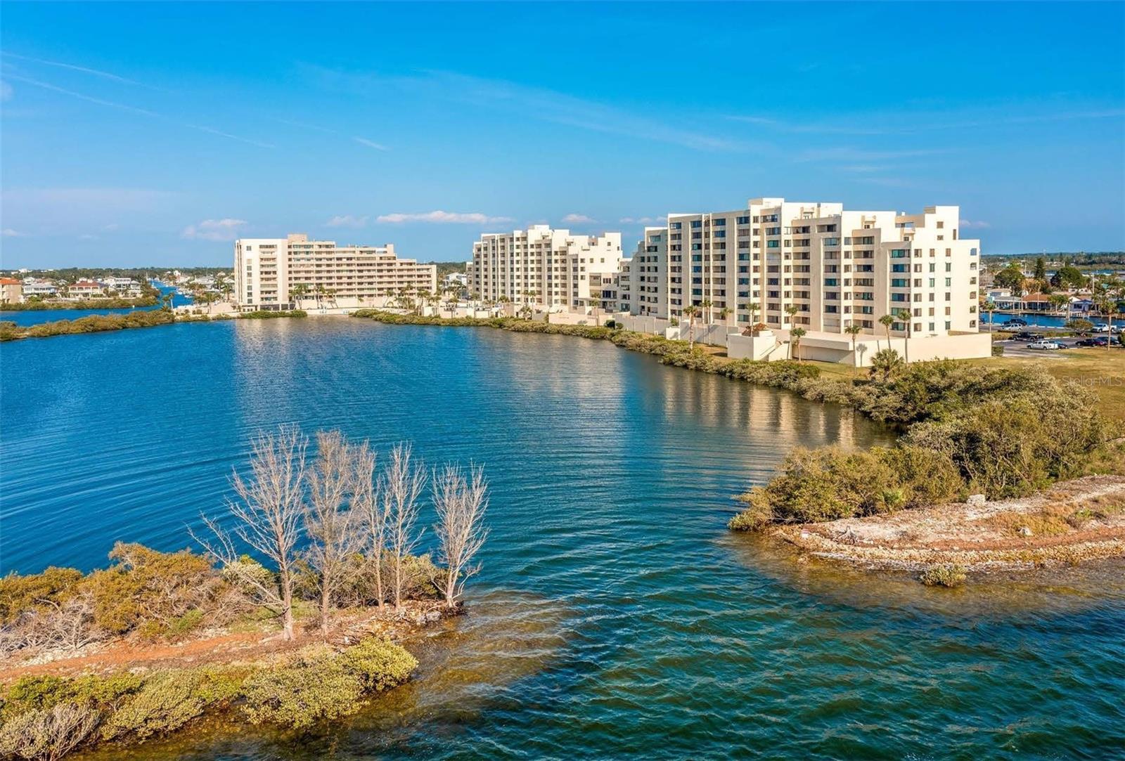 5915 Sea Ranch Dr #310, Hudson