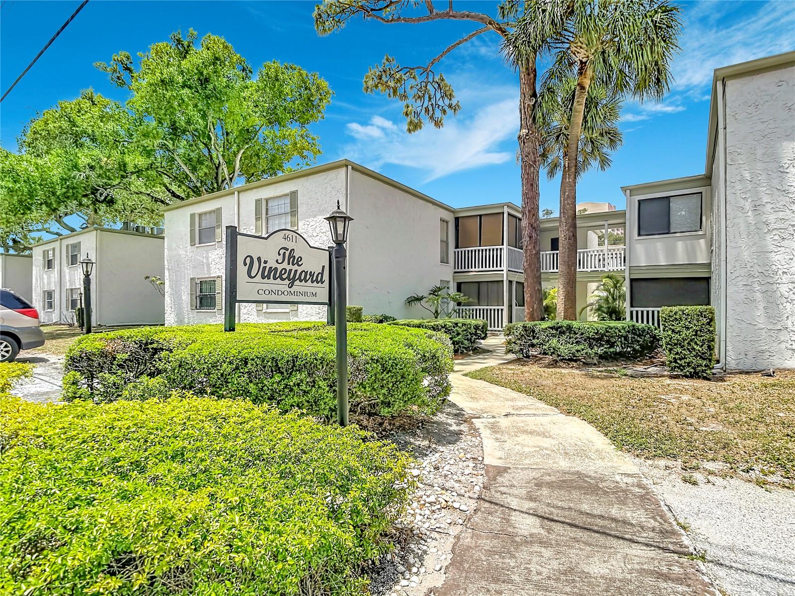 4611 W North B St #240, Tampa