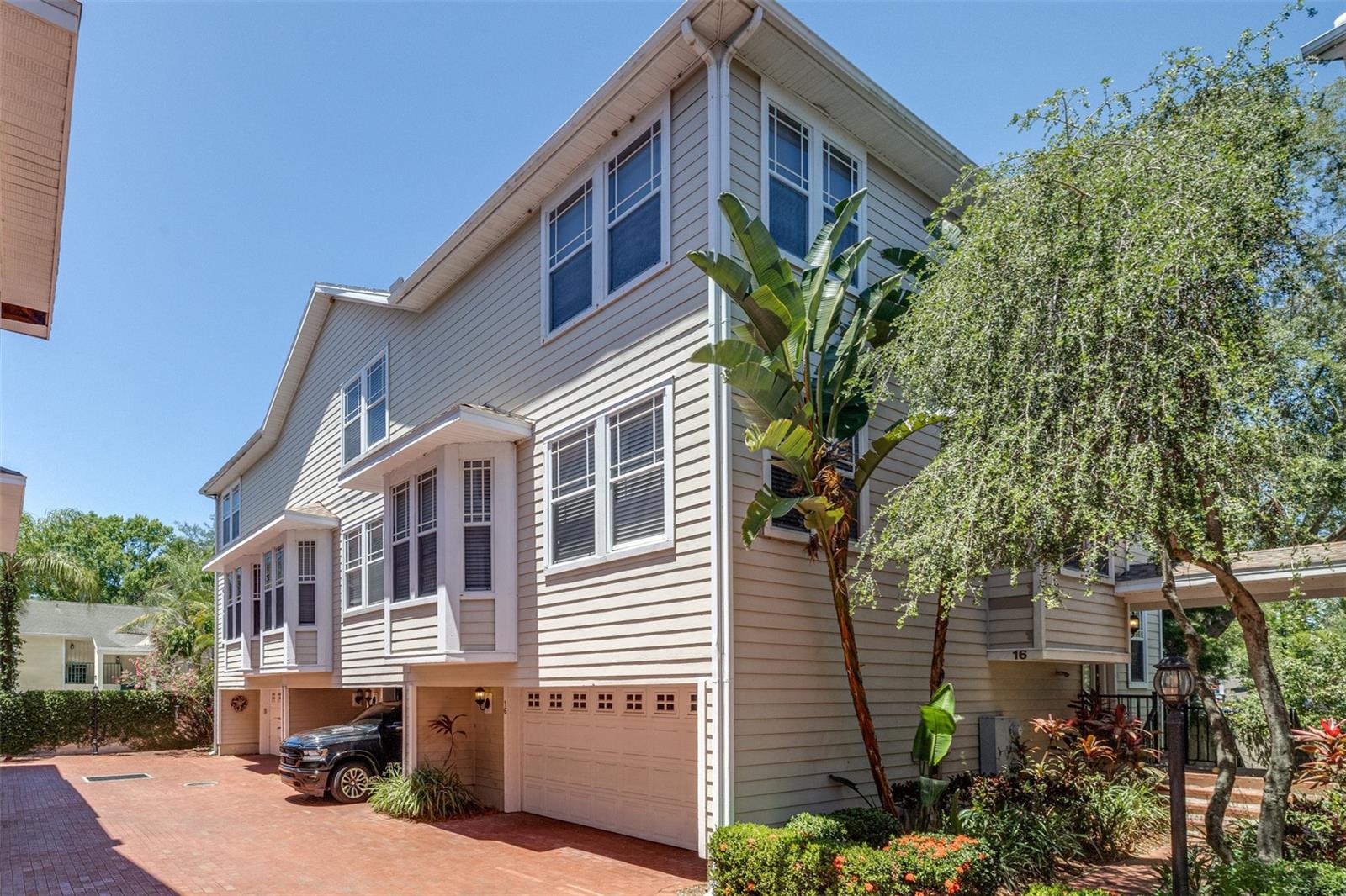 3315 W De Leon St #16, Tampa