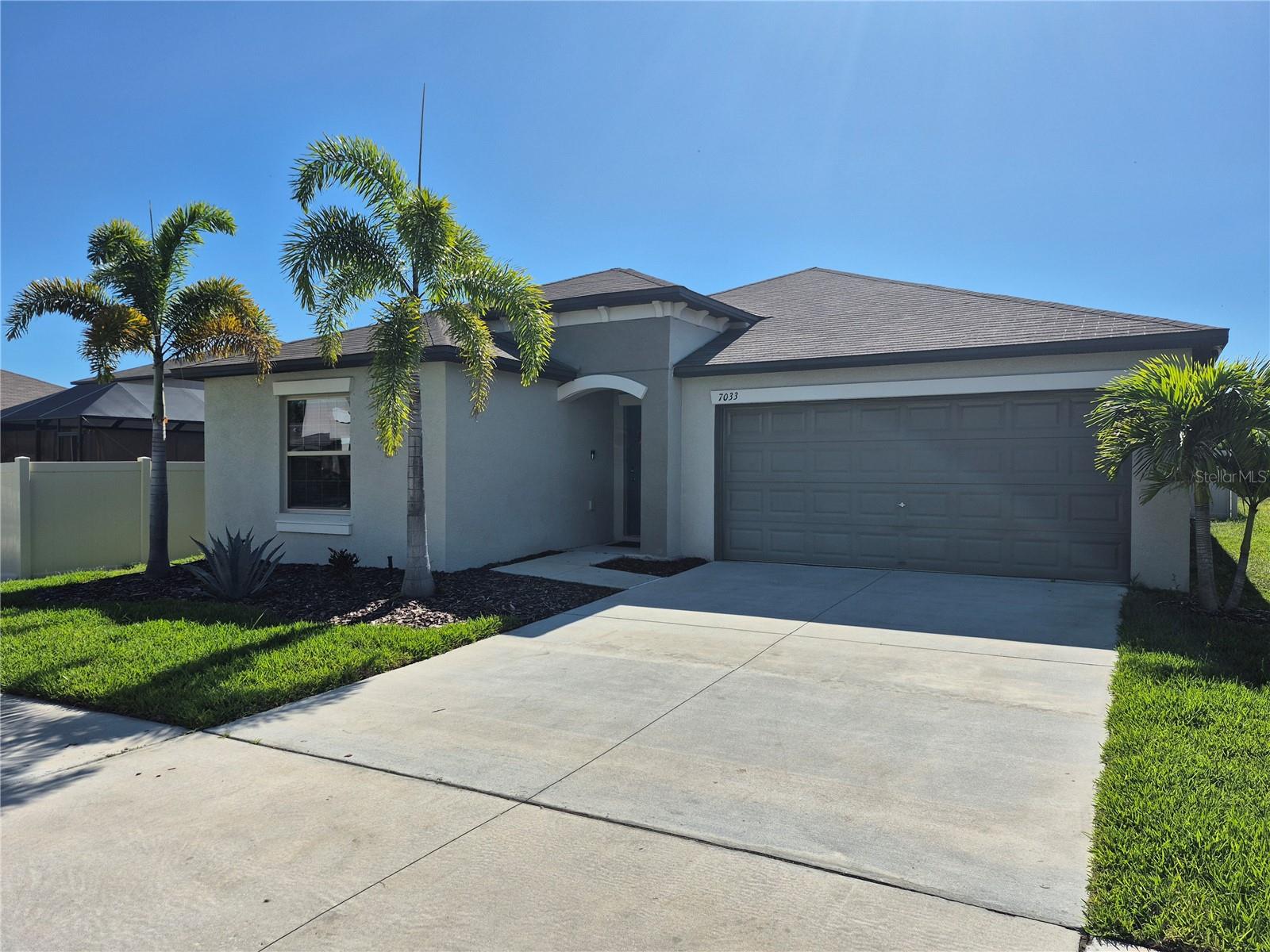 7033 King Creek Dr, Sun City Center