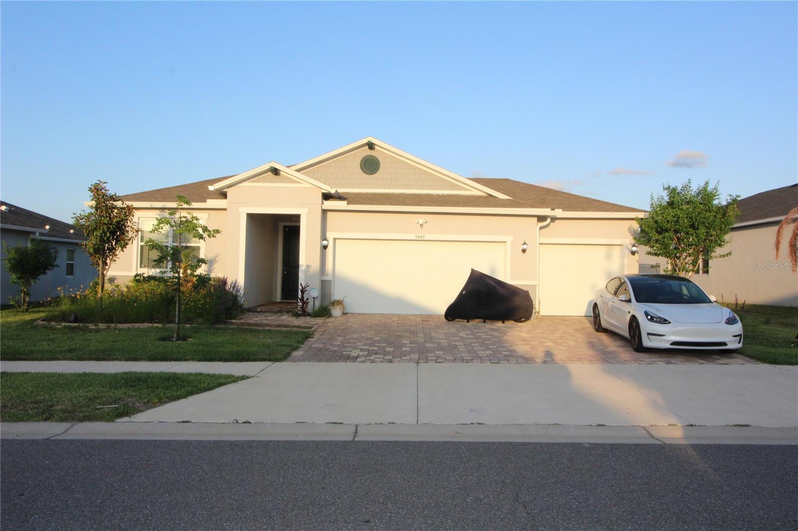 9449 Sanders Park Pl, Seffner