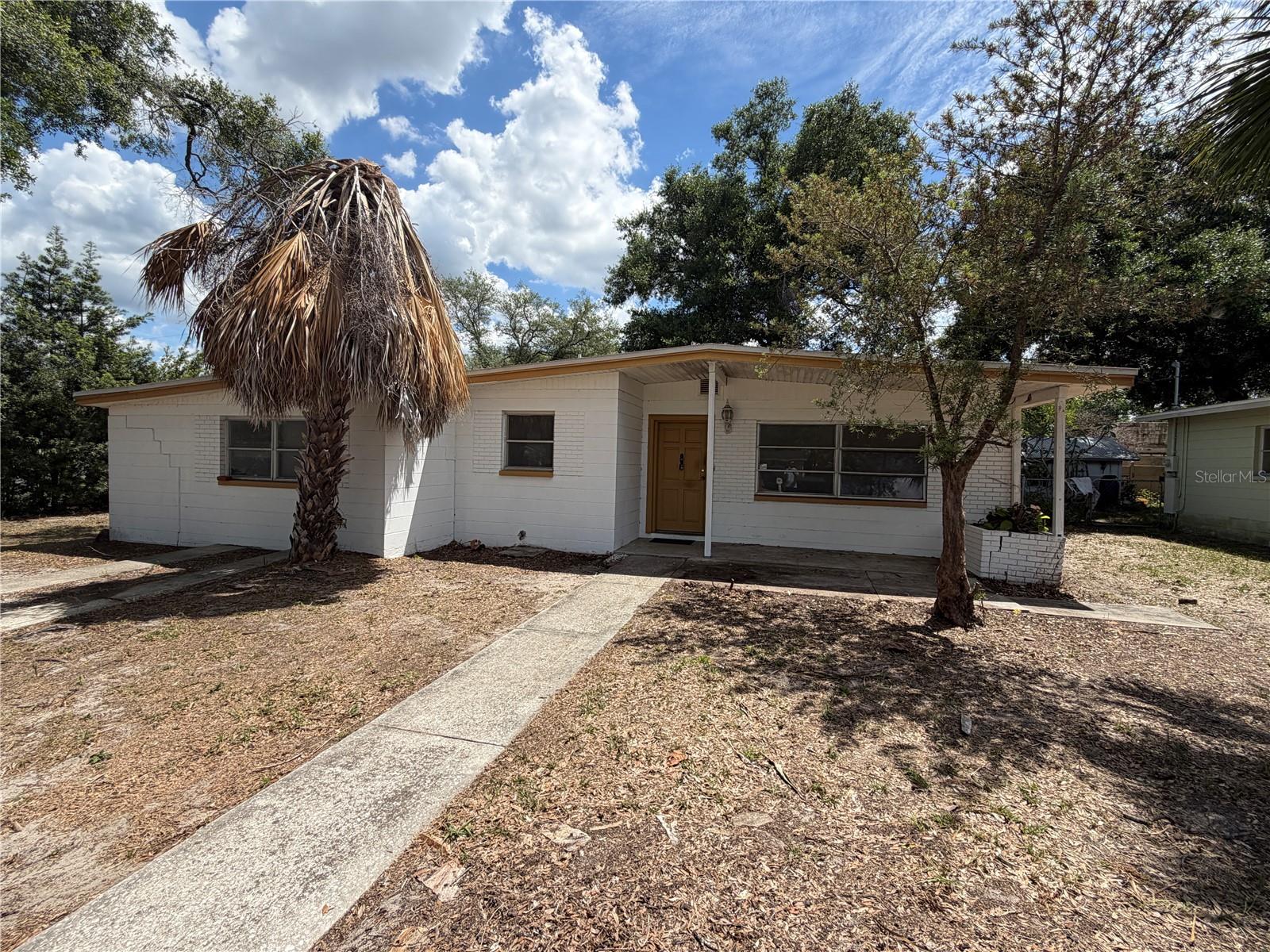 9805 N 54th St, Temple Terrace