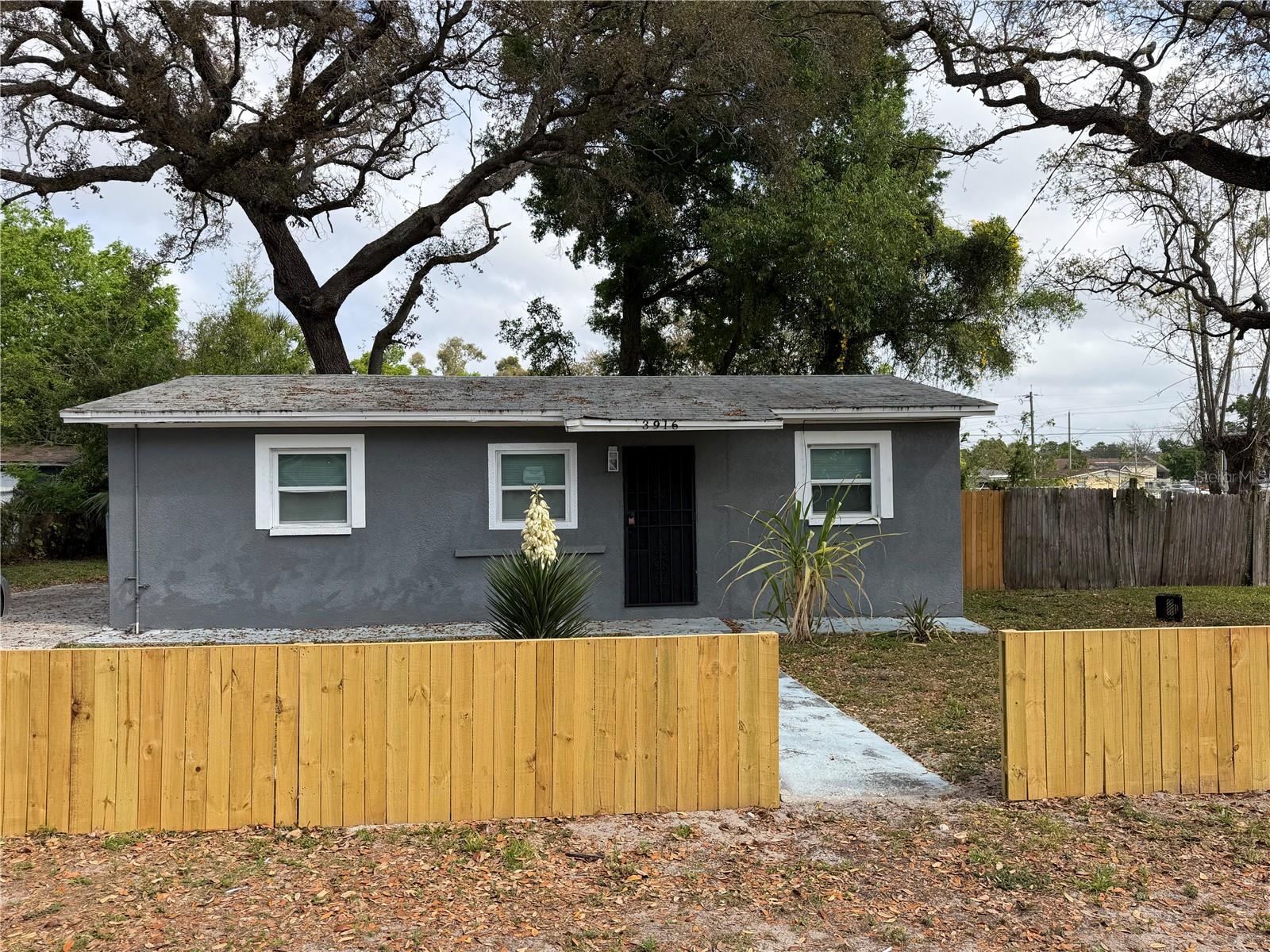 3916 E Genesee St, Tampa