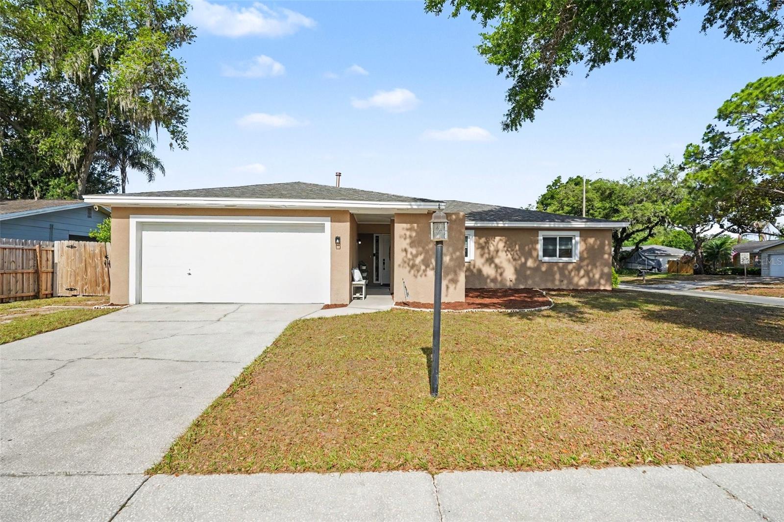 2209 Sherbrook Dr, Valrico