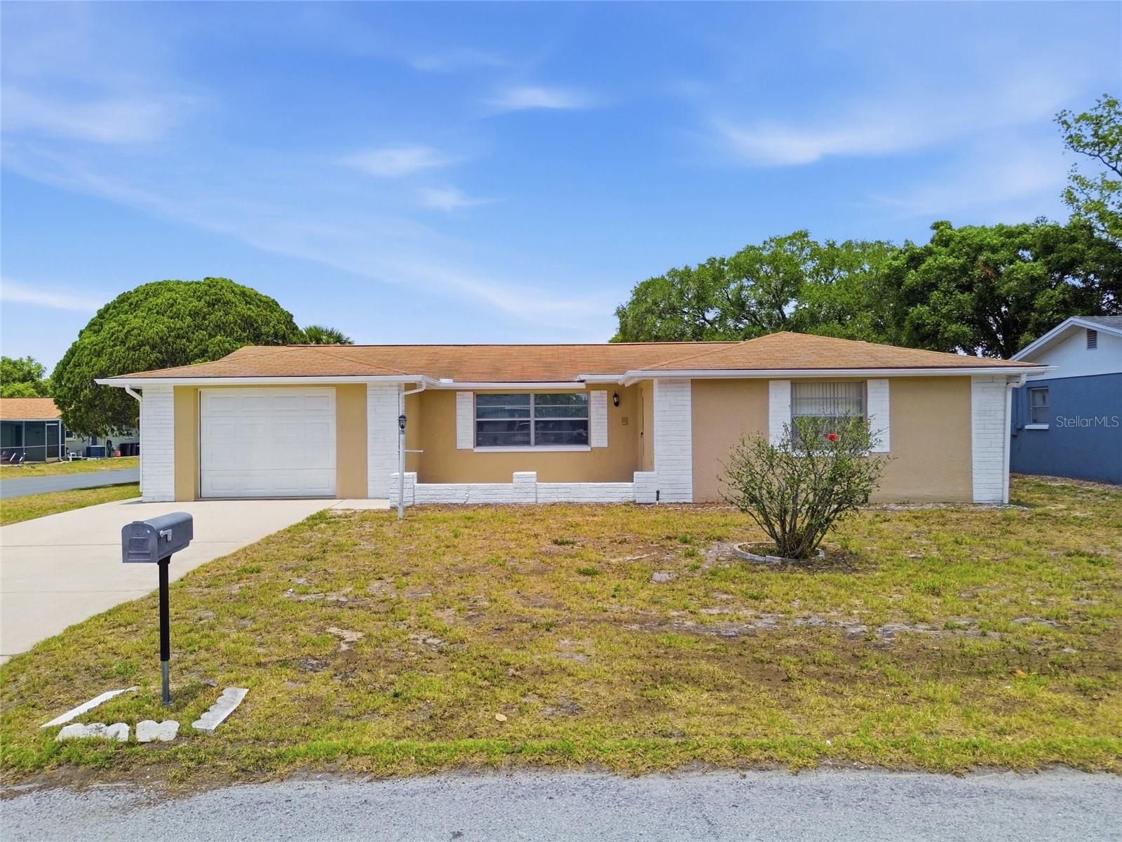 7825 Hawthorn Dr, Port Richey