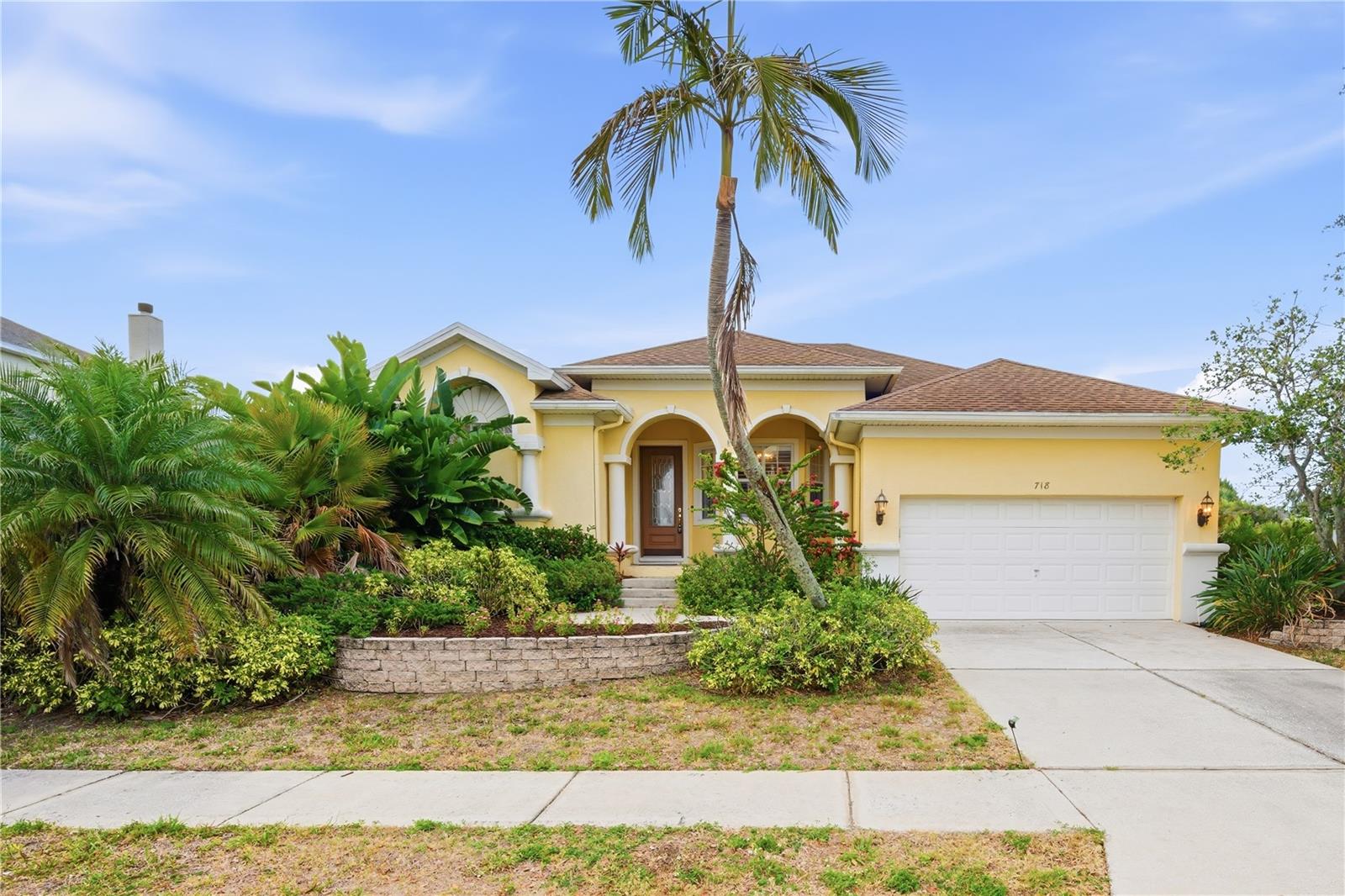 718 Bunker View Dr, Apollo Beach