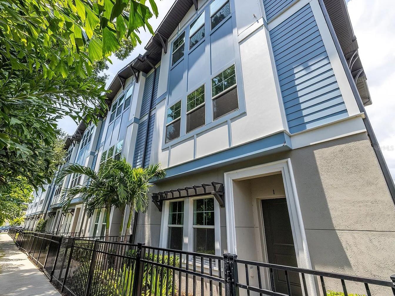 3120 W Azeele St #1, Tampa