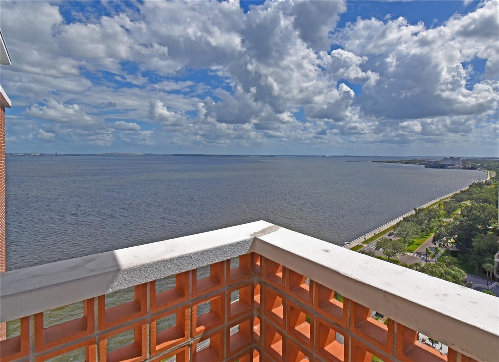 4015 Bayshore Blvd #17f, Tampa
