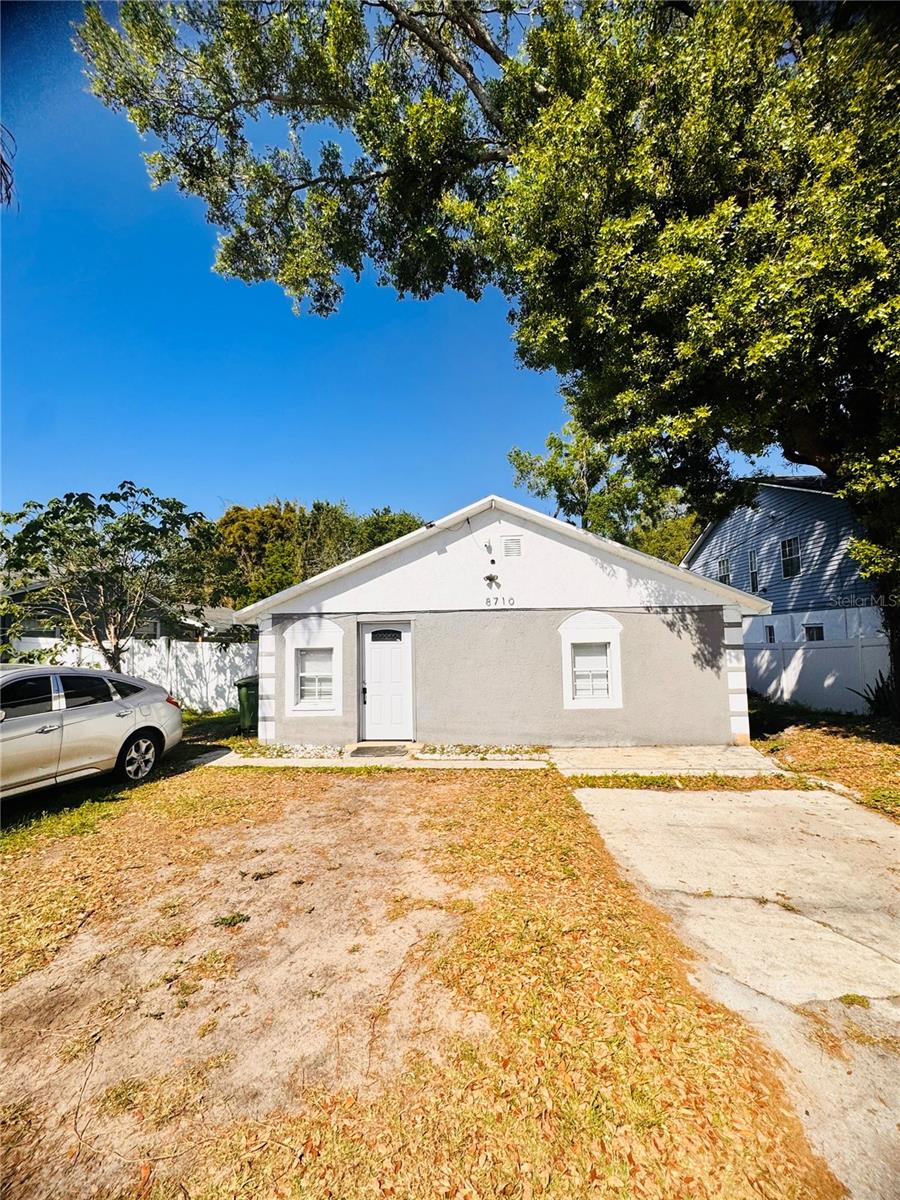 8710 N Tangerine Pl, Tampa