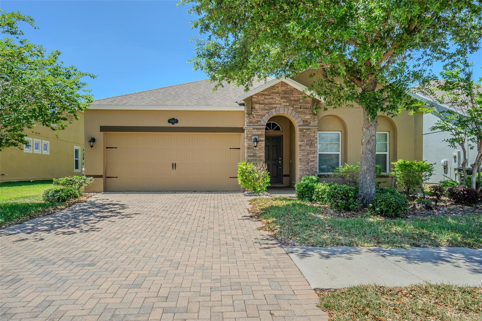 1667 Nature View Dr, Lutz