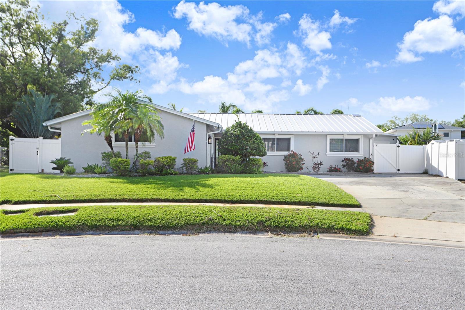 8404 Blackstone Ct, Tampa