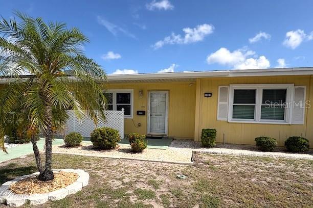 1005 Rickenbacker Dr, Sun City Center