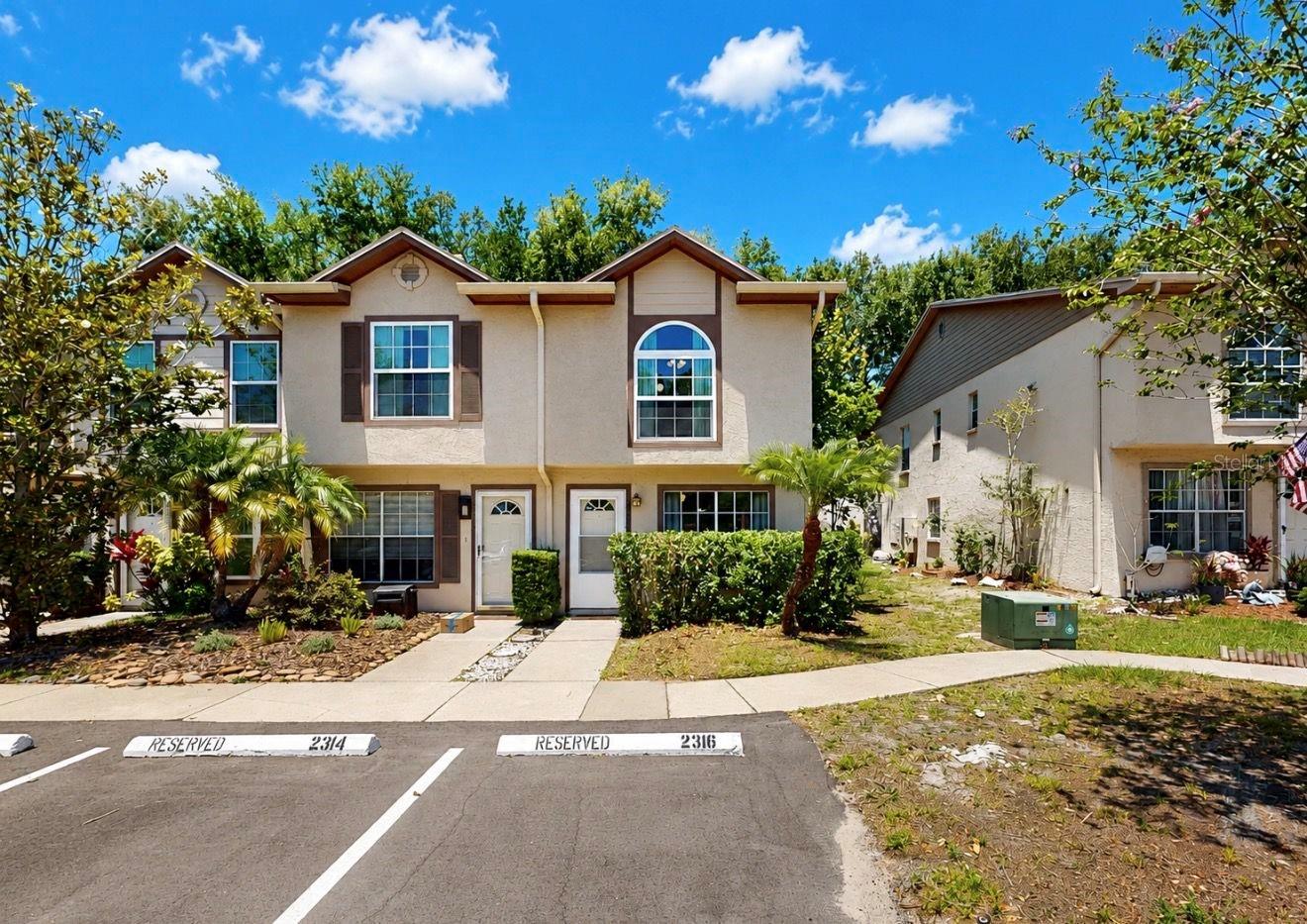 2316 Fletchers Point Cir, Tampa