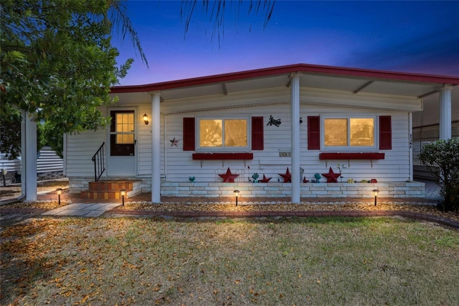 5244 Mohawk St, Zephyrhills