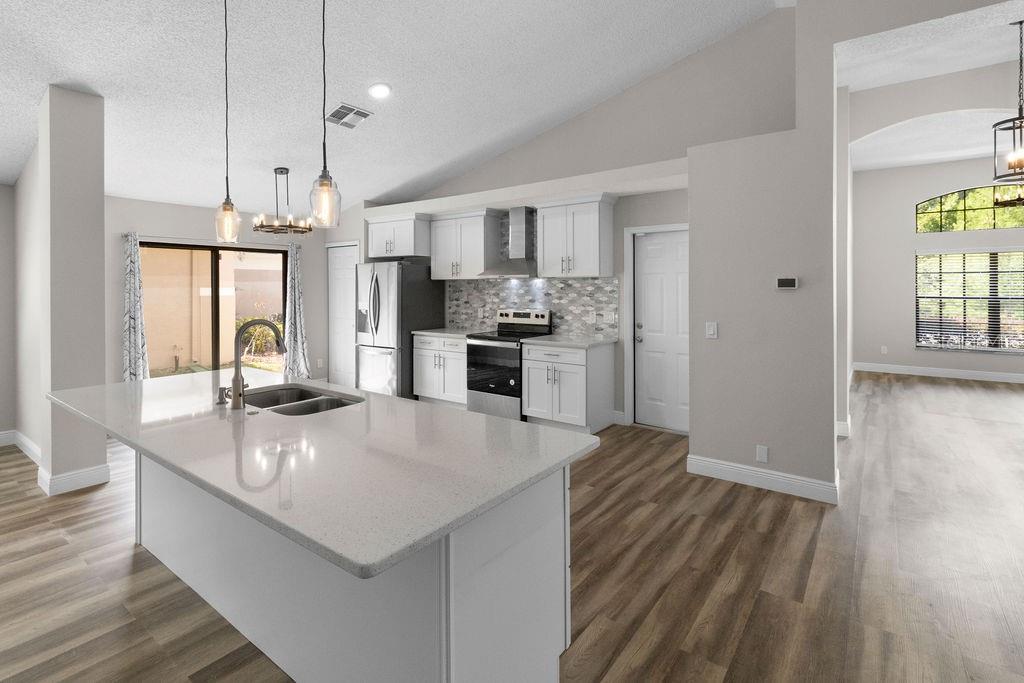 9147 Jiminez Dr, Hudson