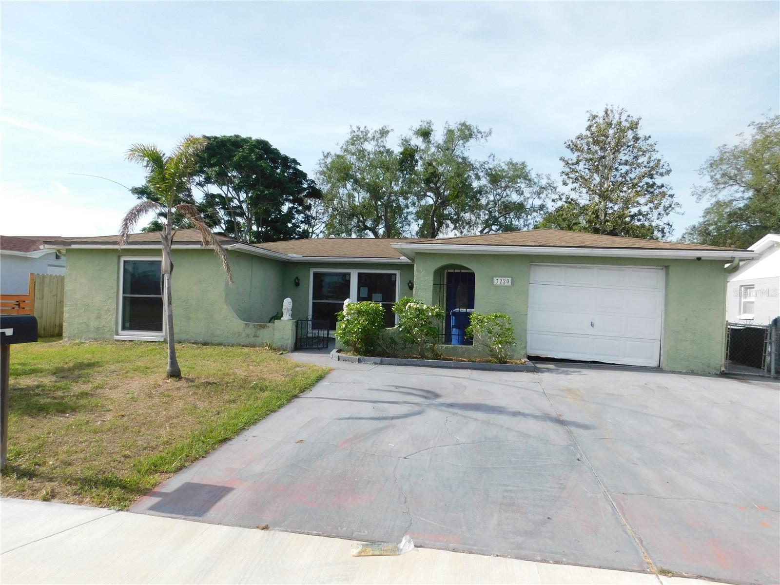 3220 Coldwell Dr, Holiday