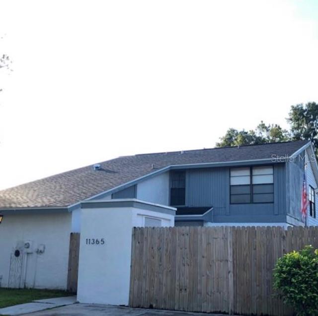 11365 Brookgreen Dr, Tampa