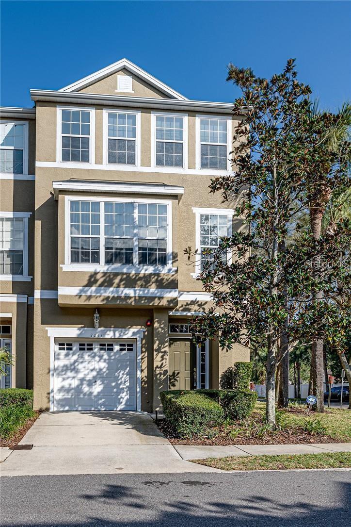 3043 Pointeview Dr, Tampa