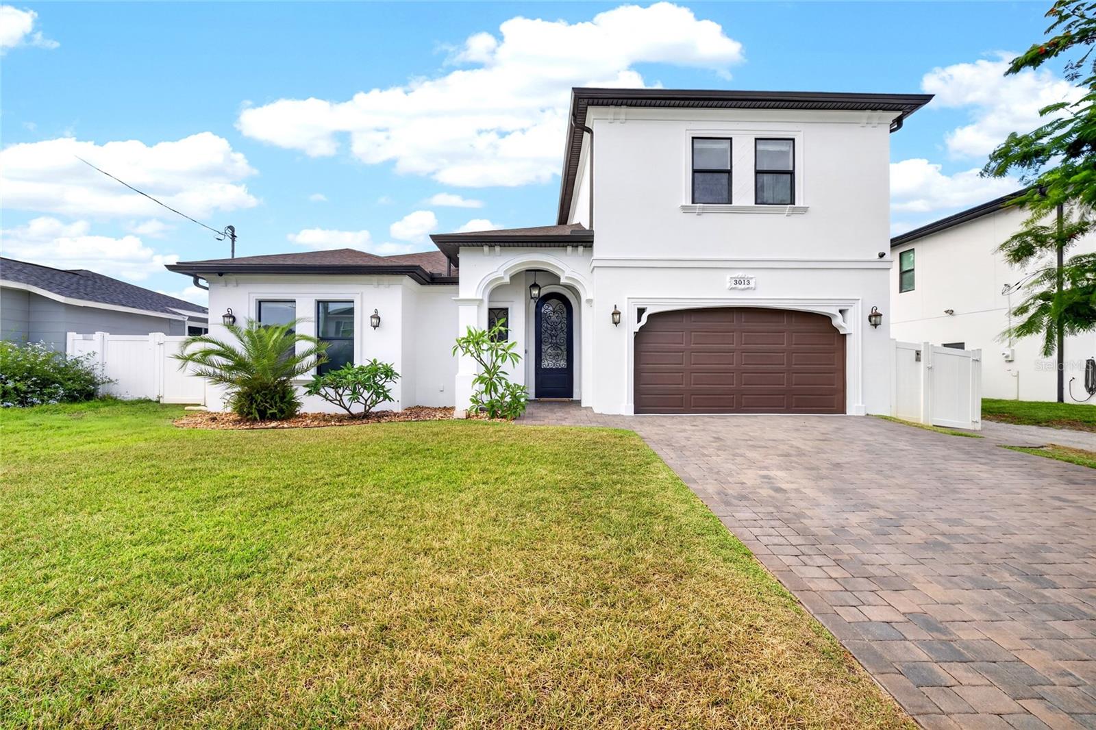 3013 W North B St, Tampa