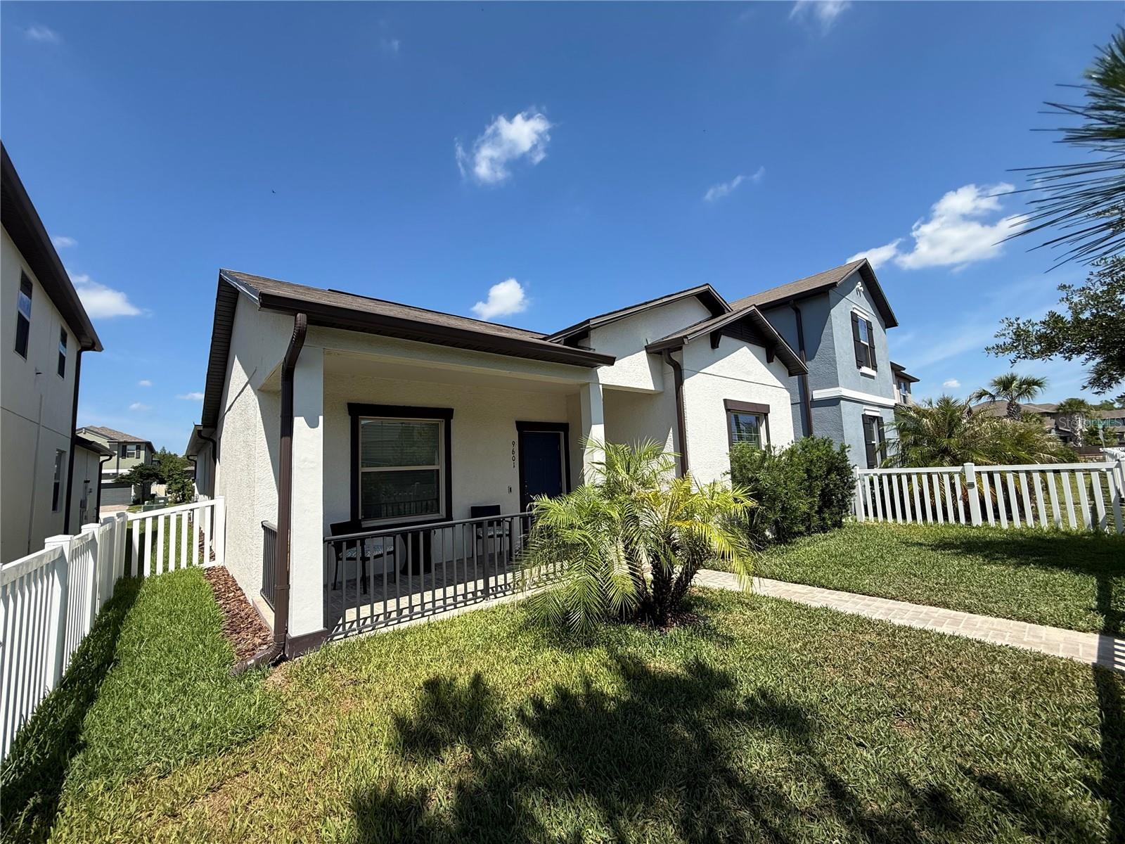 9601 Flourish Dr, Land O Lakes