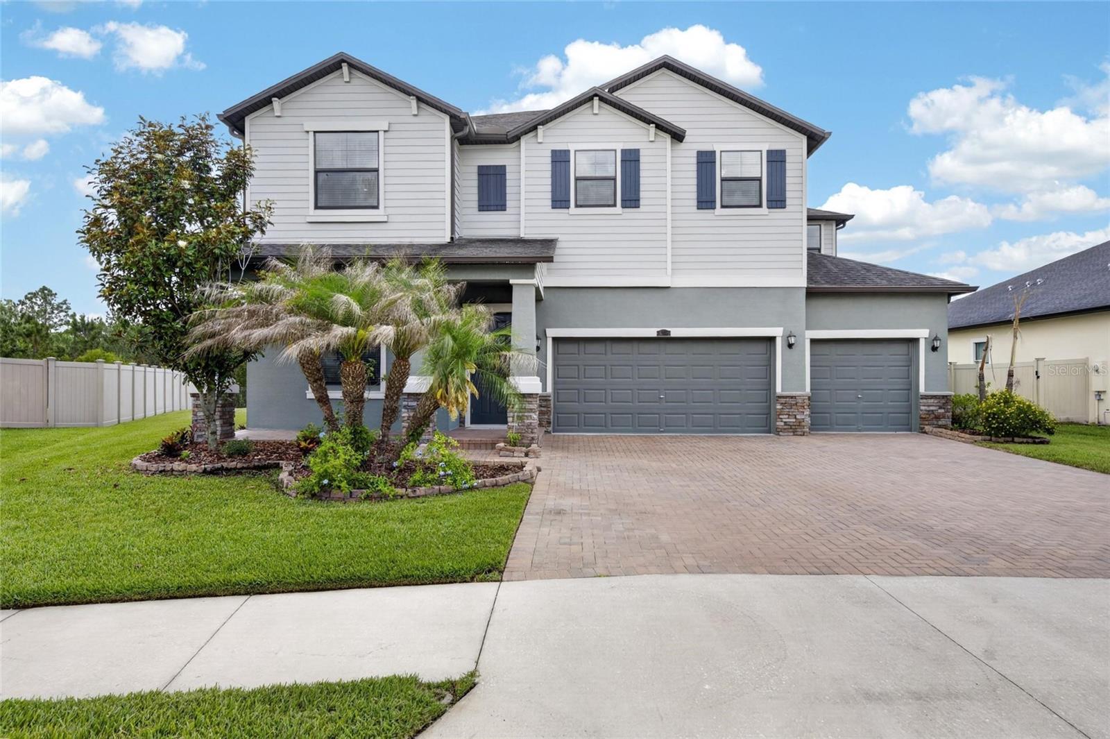 2905 Hilliard Dr, Wesley Chapel