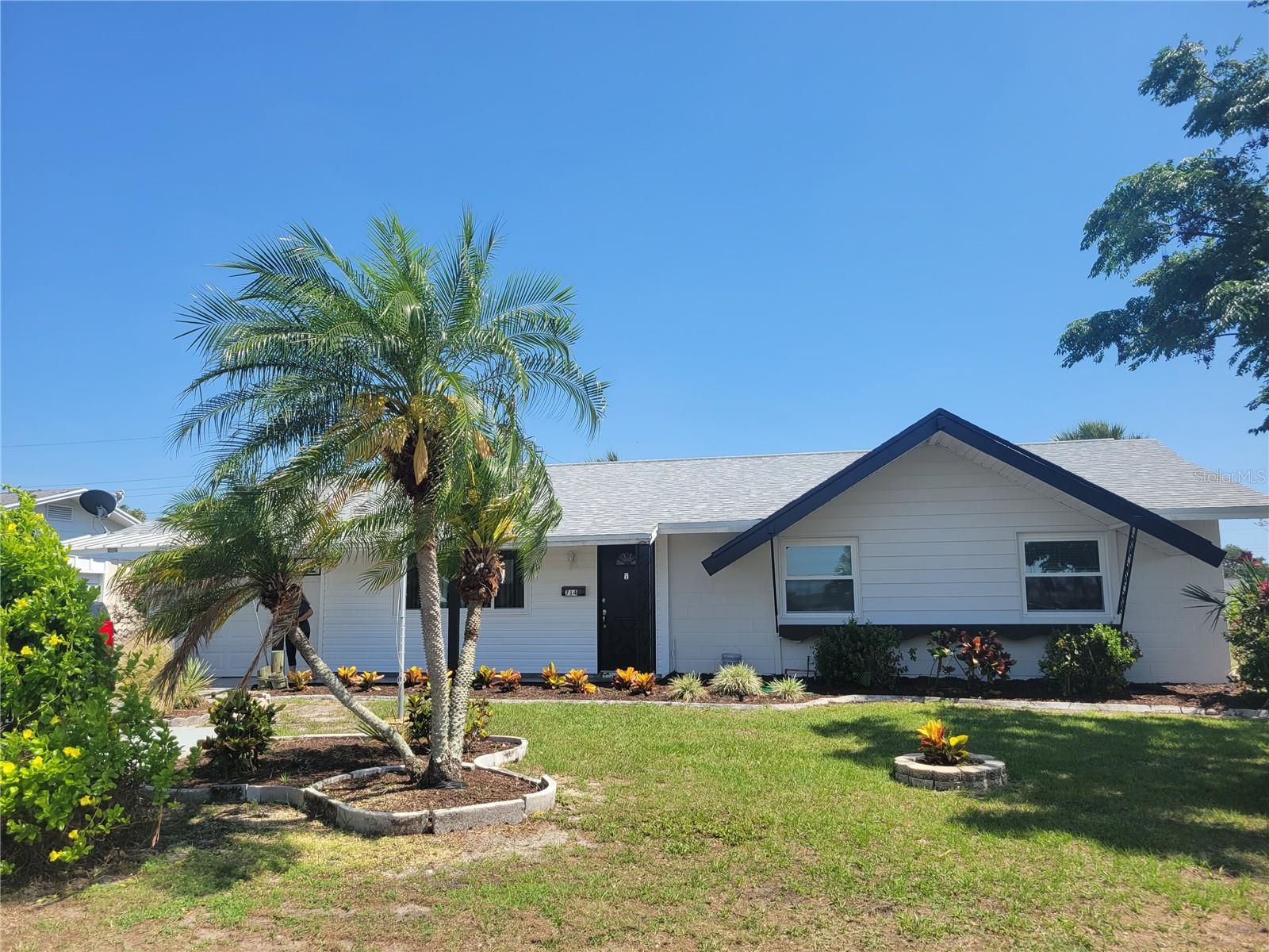 714 Cypress Pl, Sun City Center