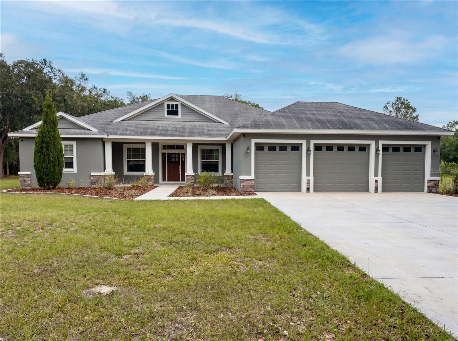 401 River Bed Ct, Wimauma