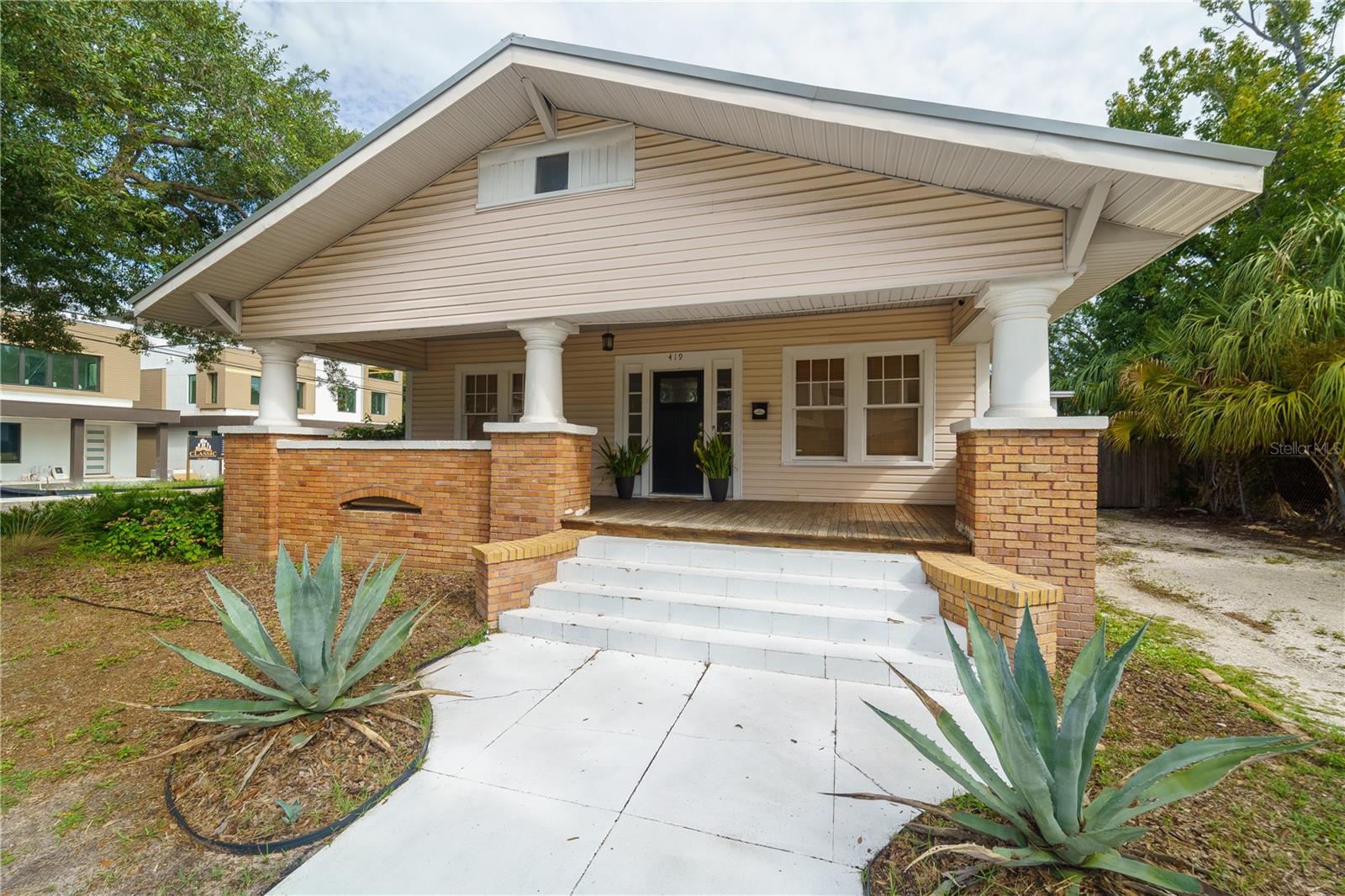 419 W Park Ave, Tampa